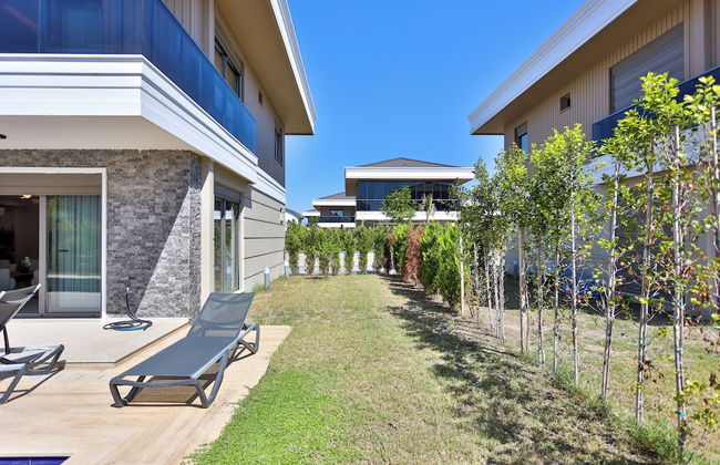 Nirvana Holiday Homes - Foto 35