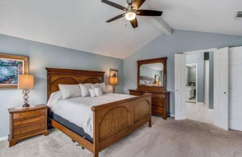 Quite Executive Home in Prestigious Neighborhood - Foto 17