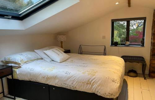 Private Luxury Open-Plan Barn Conversion - Photo 6