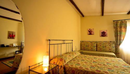 Agriturismo IL BORGHETTO - Photo 3