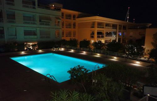 T1 idéal 4 pers piscine & garage sécurisé et calme - Photo 11