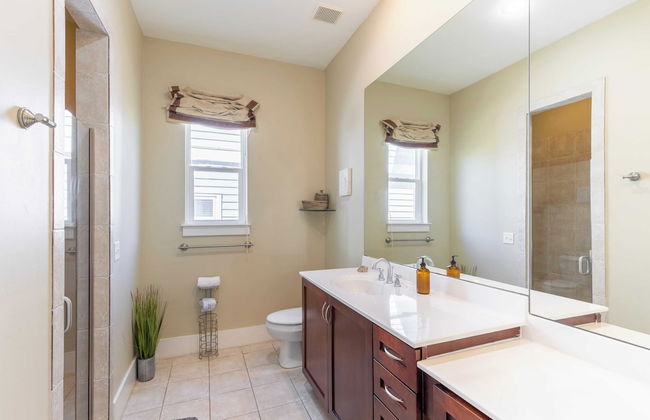 Doctor's Orders by Avantstay 5 Mins TO Beach! w/ Community Pool & Hot Tub! - Photo 28