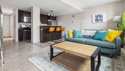 2BR Executive Downtown Apartment by ENVITAE - Foto 4