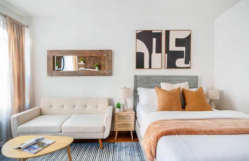 26-3A STUDIO Gramercy W D Outdoor Courtyard - Photo 5