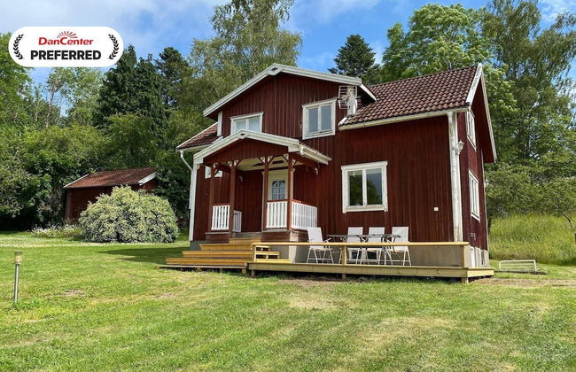 8 Person Holiday Home in Anneby-by Traum - Foto 1