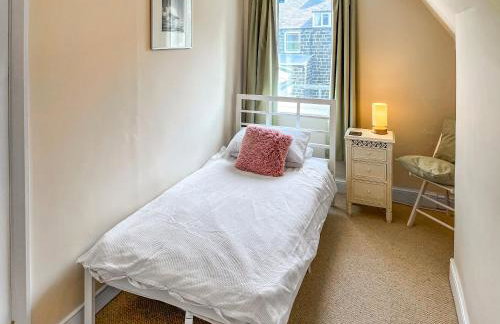 Sefton House Apartment - Photo 13