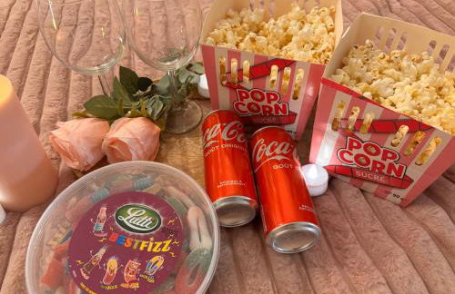 Suite Bali et sauna privé - vidéo projecteur - escapade romantique-centre - Foto 14