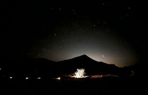 Stunning Tiny House with Picnic Space, Barbecue and Fire Pit in Meadview, Arizona - Foto 49