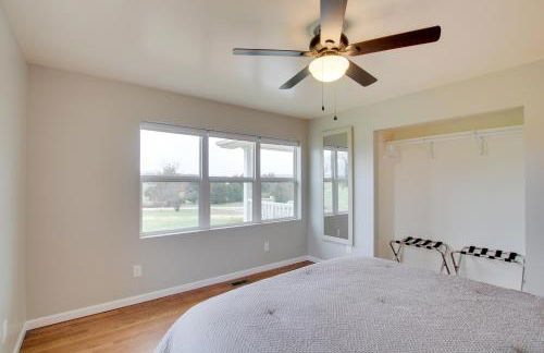 Chic Ste Genevieve Home with Nice Interior Amenities - Foto 16