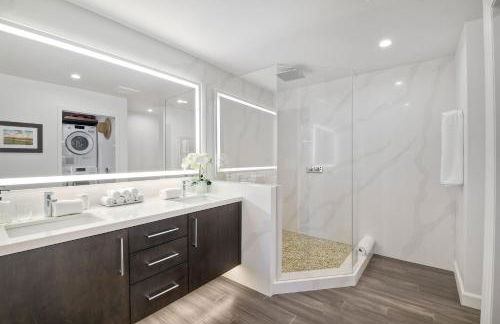 La Costa Luxury Condo - Fully Remodeled - Foto 11