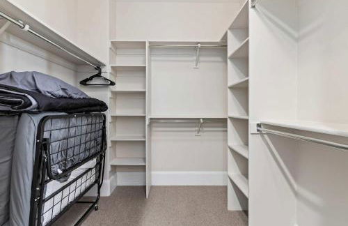 Majesty Estate in Salt Lake with Private Pool and Sport Court - Foto 31