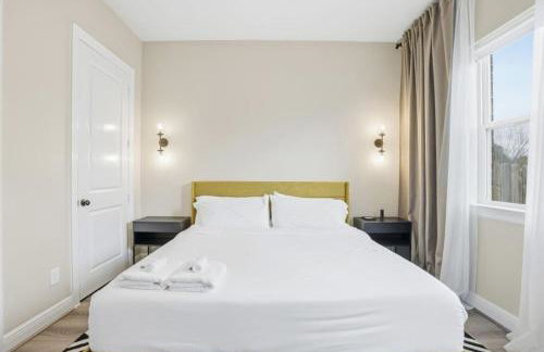 O26A Single Story 2BR Townhome King Beds Pet Friendly Houston - Foto 19