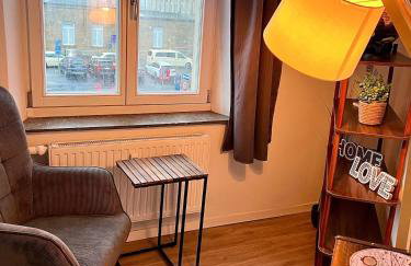 Gemütliche Altbauwohnung direkt am Bahnhof - Ruhig, Zentral mit Küche - Foto 10