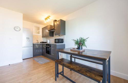 Cosy, Central 2 Bed flat parking - Foto 13