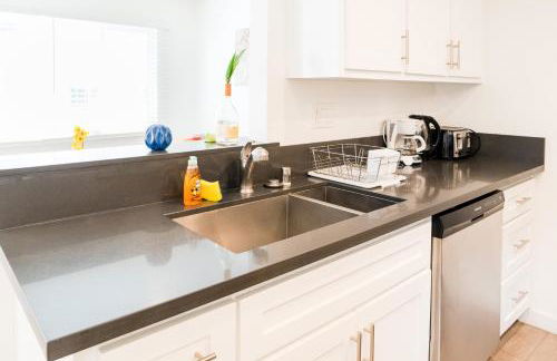 Stylish 1 Bedroom Apartment in Hollywood Near Downtown LA Free Gated Parking Full Kitchen - Foto 17