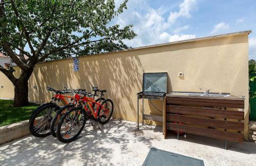 Kuća za odmor s bazenom Emma - Foto 11