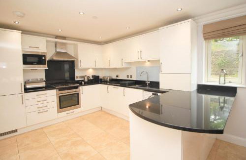 BEACHSIDE SPACIOUS apartment, private garden - Foto 6