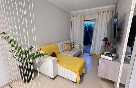 Casa do Rosa - Piscina Aquecida - Churrasqueira - 8 pessoas - SJBV - Foto 3