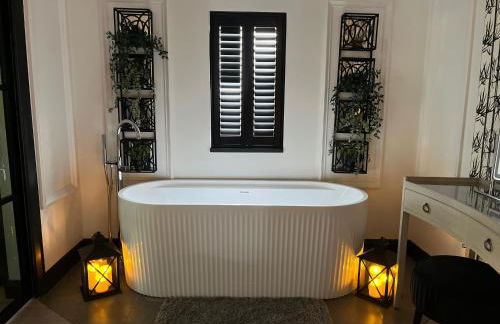 Caban Y Tan Ffawydd Luxury couples retreat with private Wood Fired Hot Tub - Foto 3