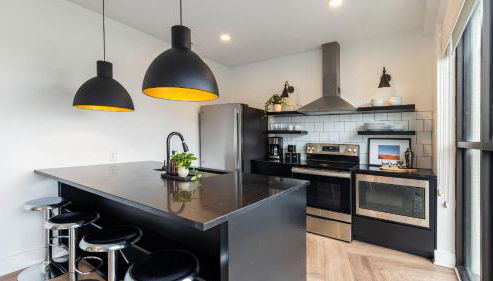 Dual Bachelor Pads w/ Rooftop Lounge & Games Sleeps 26 5 Min to Broadway - Foto 4, Other