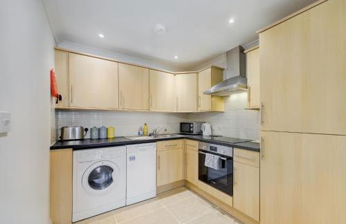 Duplex Redhill town centre Apt by Livingo Stays - Foto 14