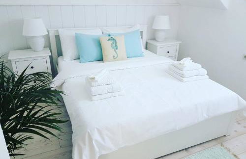 Salt & Stone Villa - Photo 29