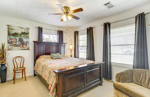 Boat and Swim Lakefront Toledo Bend Retreat! - Foto 9