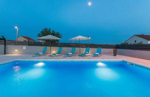 Awesome Apartment In Gornje Rastane - Foto 18