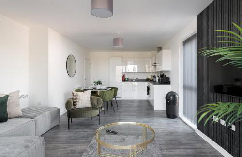 Lovely Home Near Canal, Park, & Central MK - Foto 12