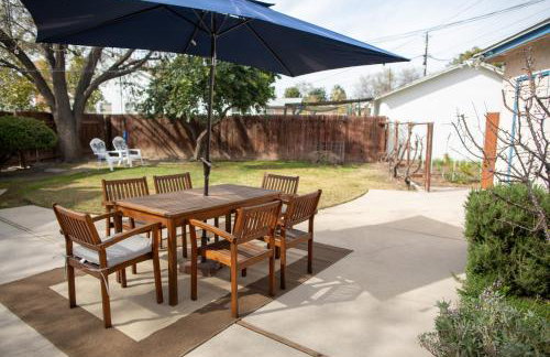 Historic, Family-Friendly Home in Downtown - Photo 38