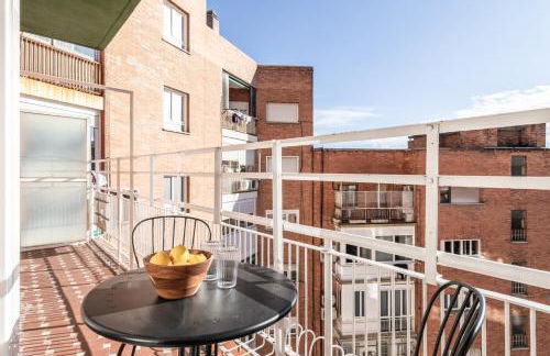 Castizo - 3 bedroom in Chamartín - Photo 2