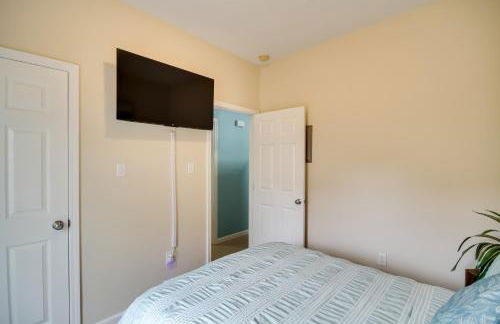 Walk to Beach Gulfport Retreat with Patio - Foto 11