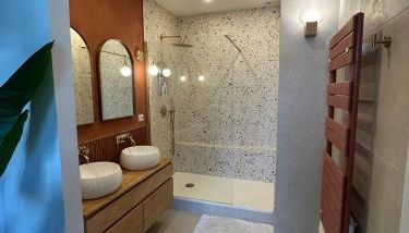 Duplex avec grande terrasse vieux port parking gratuit - Foto 4