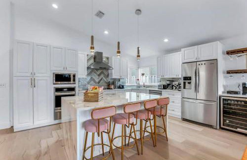 Designer Stylish Villa by Sawgrass with Hot Tub and Arcade Games - Foto 17