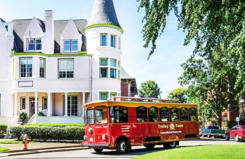 Luxury 8 Bed/4 Ba NuLu Home Private yard/parking - Foto 65