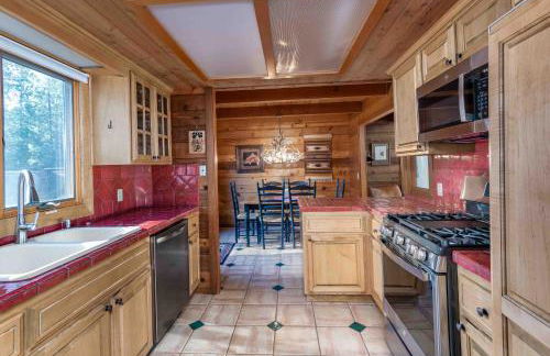 Dog Friendly, across from tubing/SHARC, Nectar bed - Foto 4