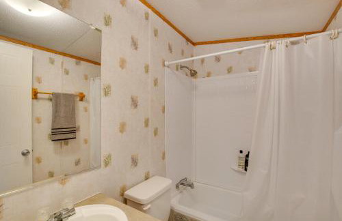 Game Room, Fireplaces, On-Site Lake! Kaufman Home - Foto 38