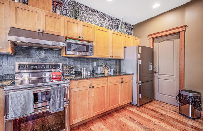 Treetop Getaway Ski In and Out Sleeps 10 - Foto 14