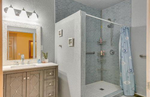 Less Than 1 Mi to Beach Group Getaway in Galveston! - Foto 13