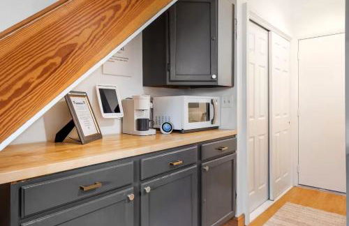 Sunday River Ski In Ski Out Mountain View Condo with Hot Tub Pool and Sauna! - Foto 19