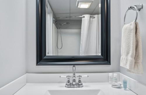 First Floor Standard Deluxe King - Foto 9