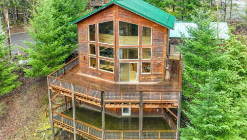 Grizzly Tower Packwood Cabin with Hot Tub! - Foto 4