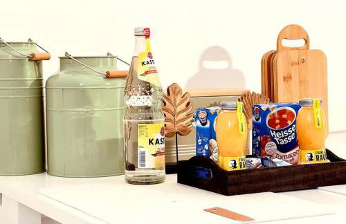 Suburban Jungle - Foto 32