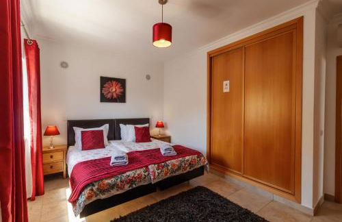 James's Quinta das Palmeiras, spacious 2 bedroom apartment in luxury complex, walking distance to town and beach - Foto 30