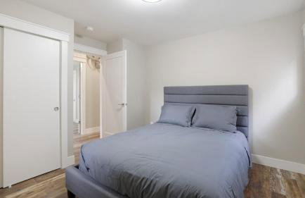 Lake Waterfront Craftsman Modern - Foto 39