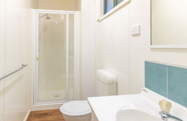 NRMA Warrnambool Riverside Holiday Park - Foto 36