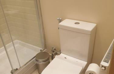 London Luxury Apartments 4 min walk from Ilford Station, with FREE PARKING FREE WIFI - Foto 16