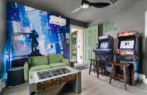 PCB Sleeps 22! 2 Homes, 2 Pools, 2 Mini Golf - Foto 10