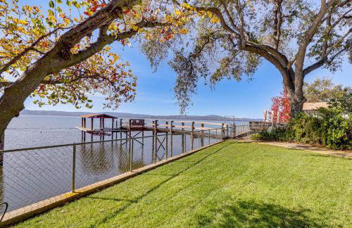 Panoramic Views! Home with Boat Slip on Clear Lake - Foto 39