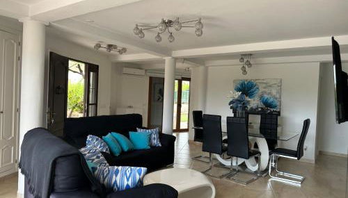 Villa President Cosmos - Foto 2